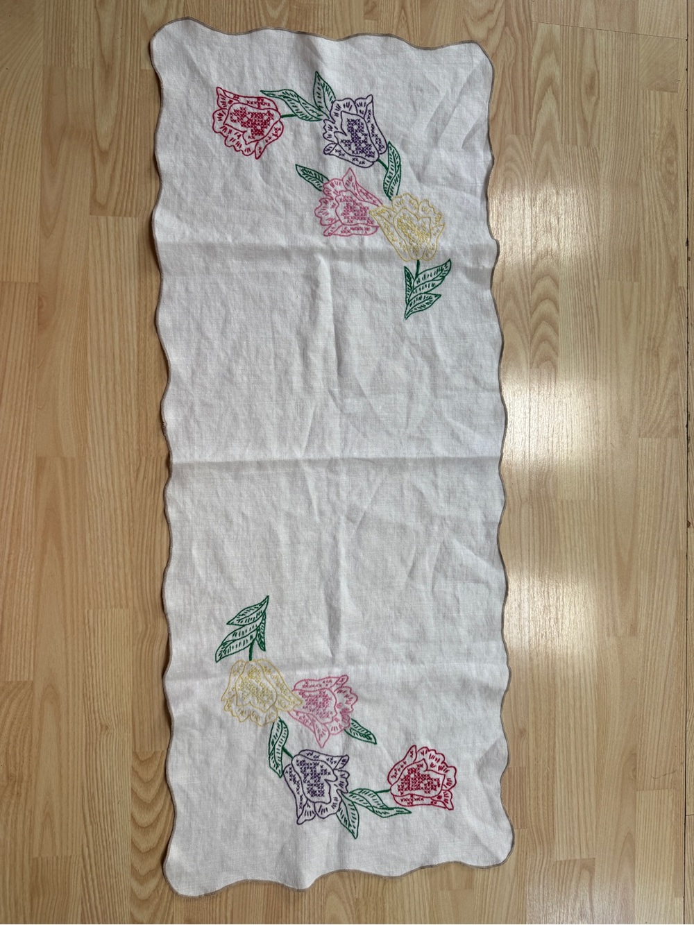Vintage Embroidered Floral White Kitchen Runner Linen